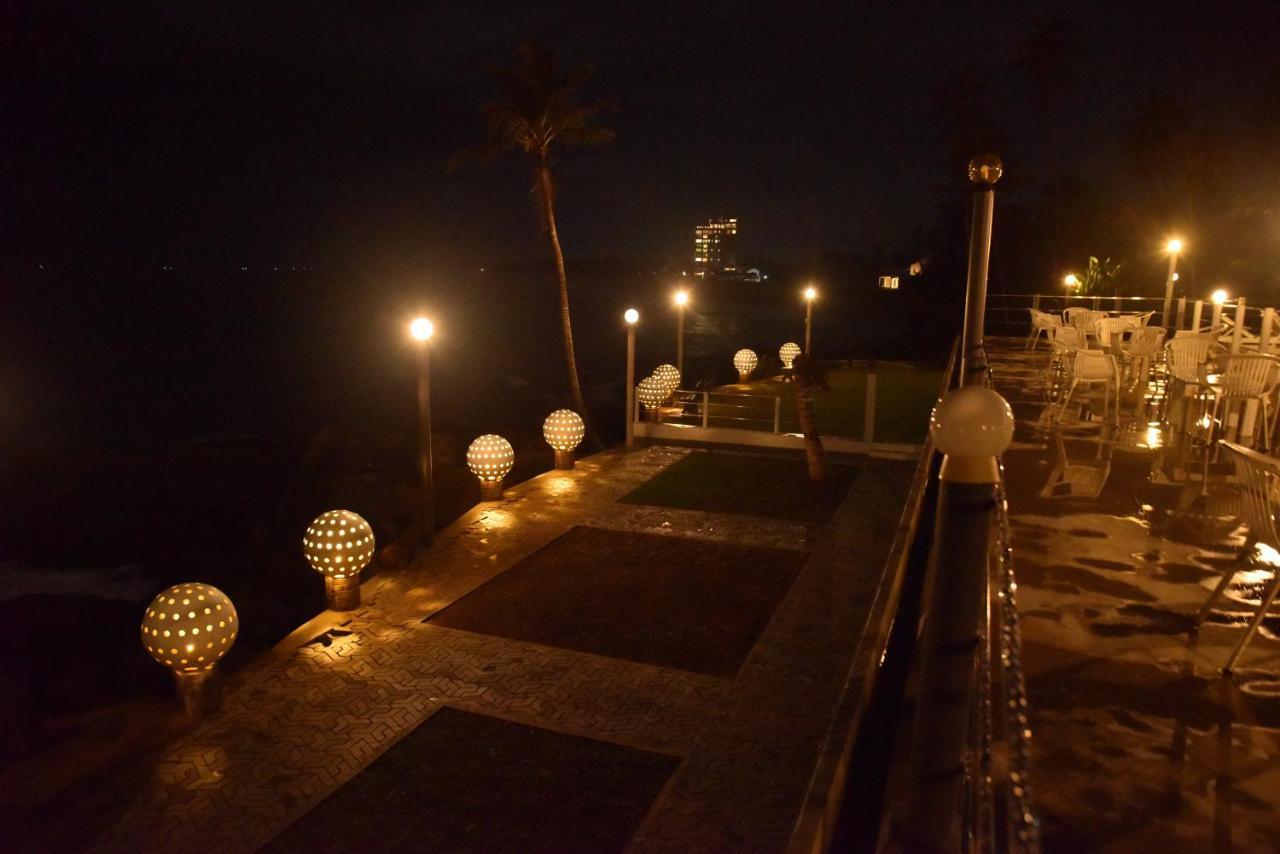 New Ocean Hill Hotel ヒッカドゥワ エクステリア 写真