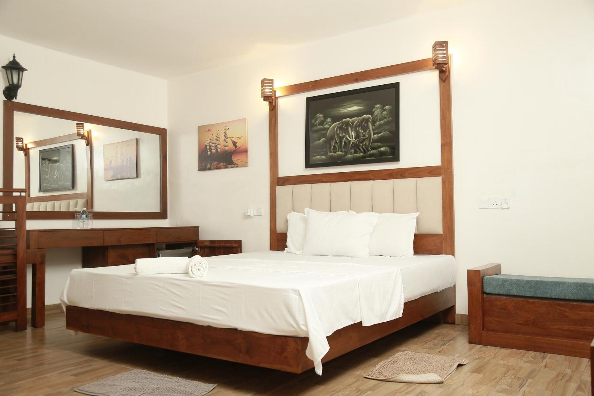 New Ocean Hill Hotel ヒッカドゥワ エクステリア 写真
